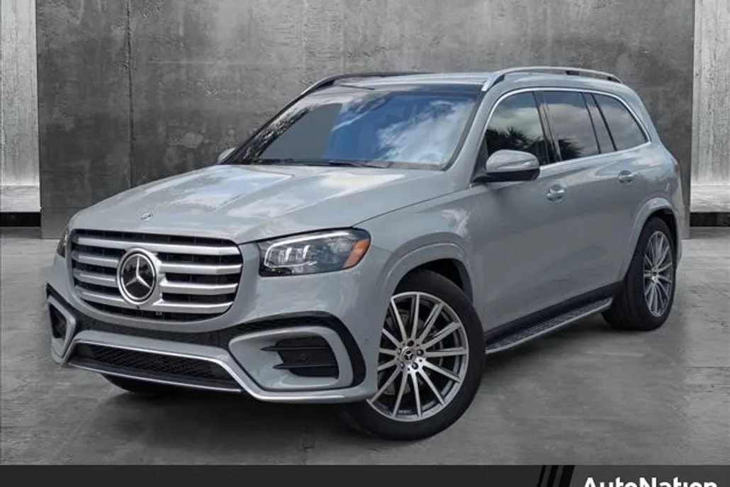 2025 Mercedes Benz GLS 450 4MATIC photo 1