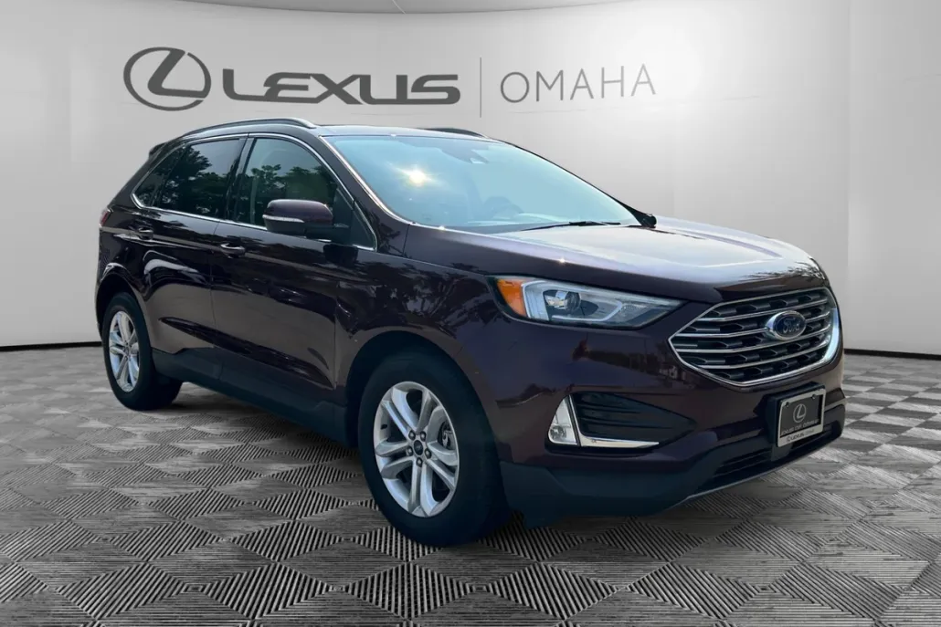 2020 Ford Edge SEL photo 1