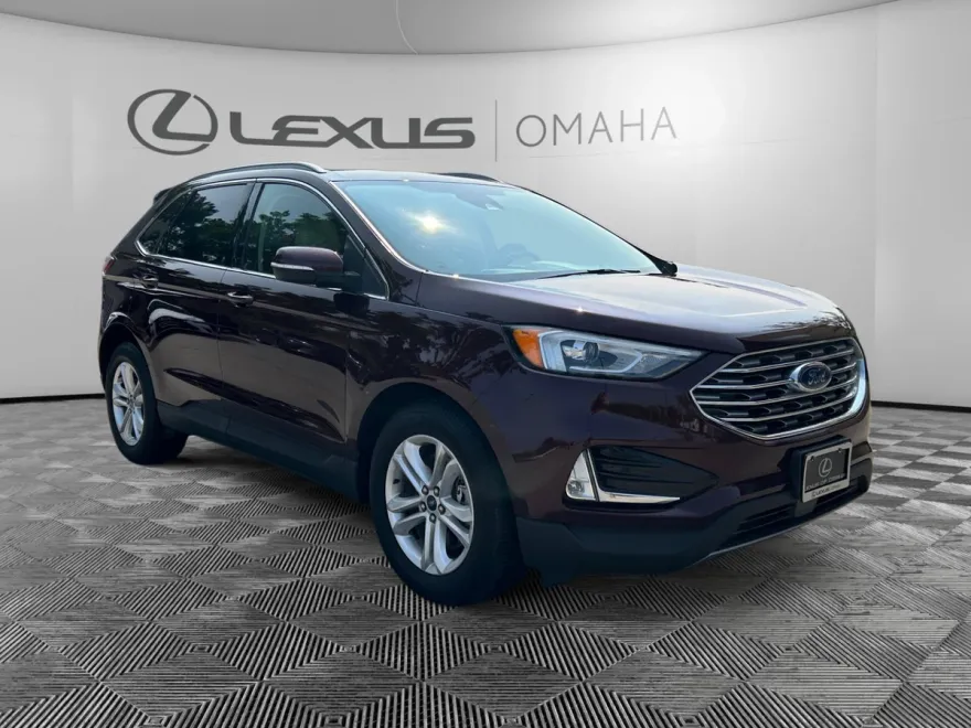 2020 Ford Edge SEL photo 1