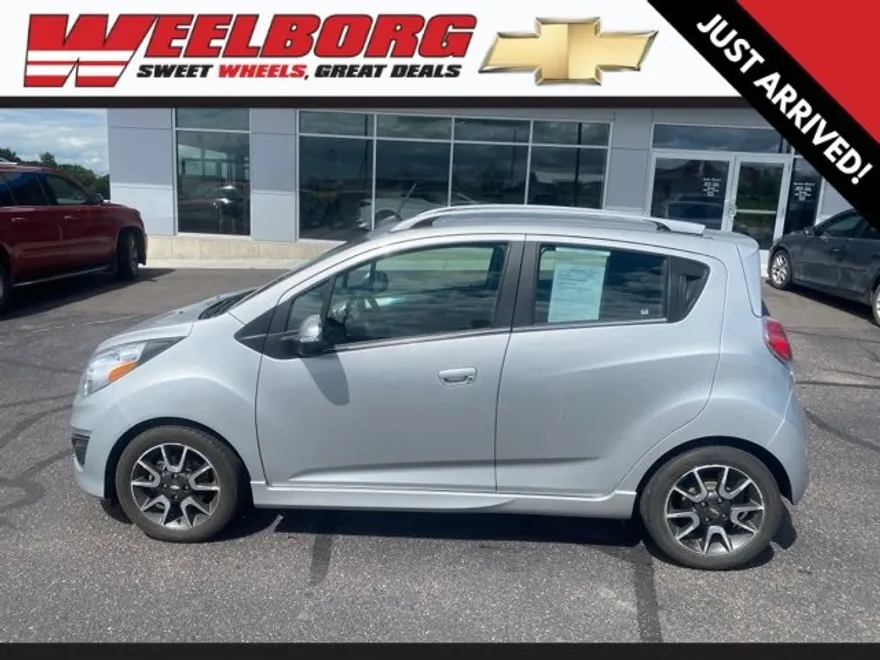 2015 Chevrolet Spark LT photo 1