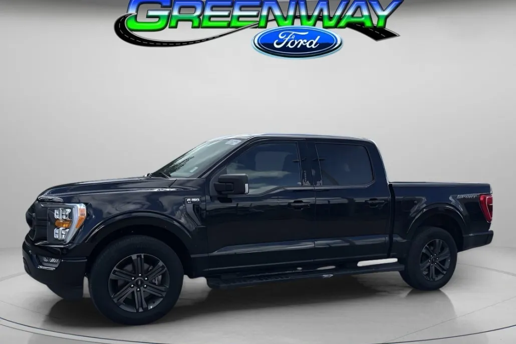 2023 Ford F-150 XLT photo 1