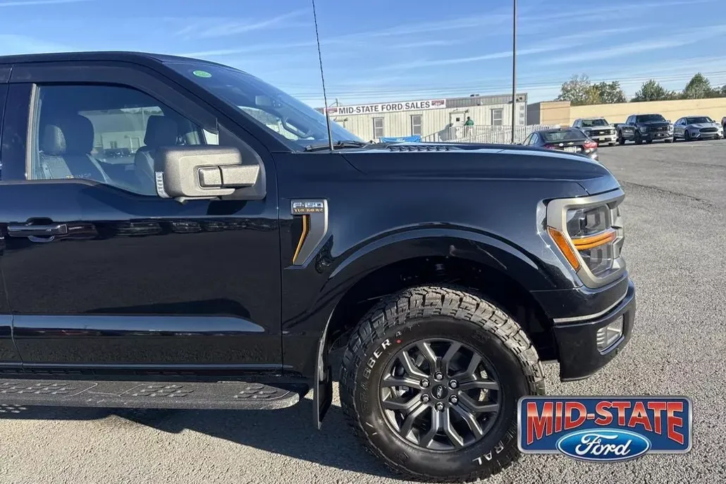 2025 Ford F-150 Tremor photo 1