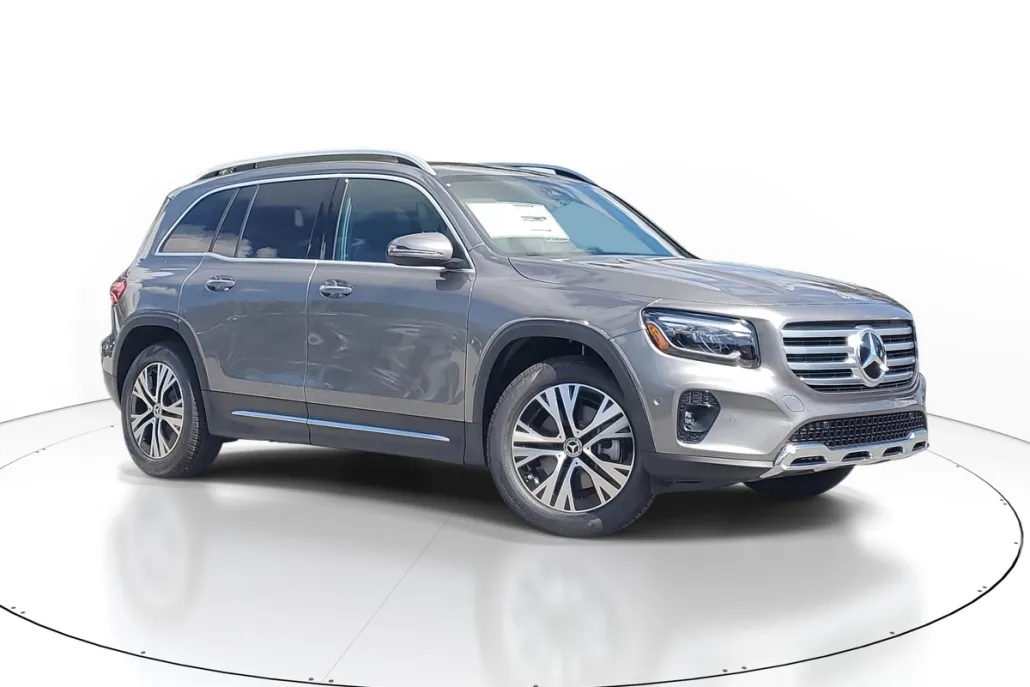 2026 Mercedes Benz GLB 250 photo 1