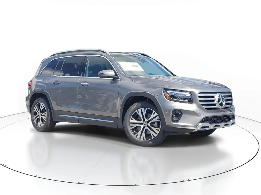 2026 Mercedes Benz GLB 250 photo 1