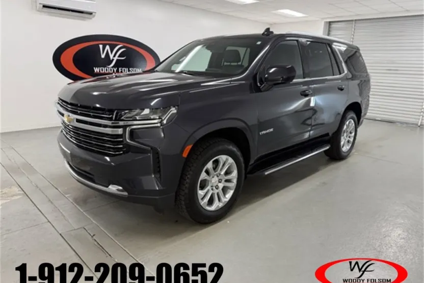 2022 Chevrolet Tahoe LT photo 1
