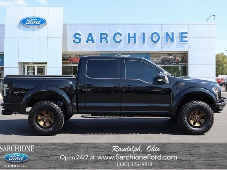 2018 Ford F-150 Raptor photo 1