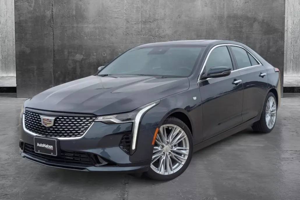 2025 Cadillac CT4 Premium Luxury photo 1