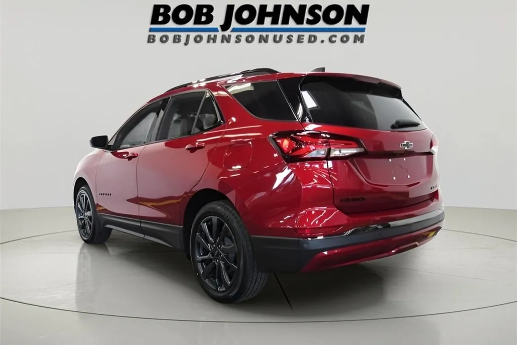2022 Chevrolet Equinox RS photo 1