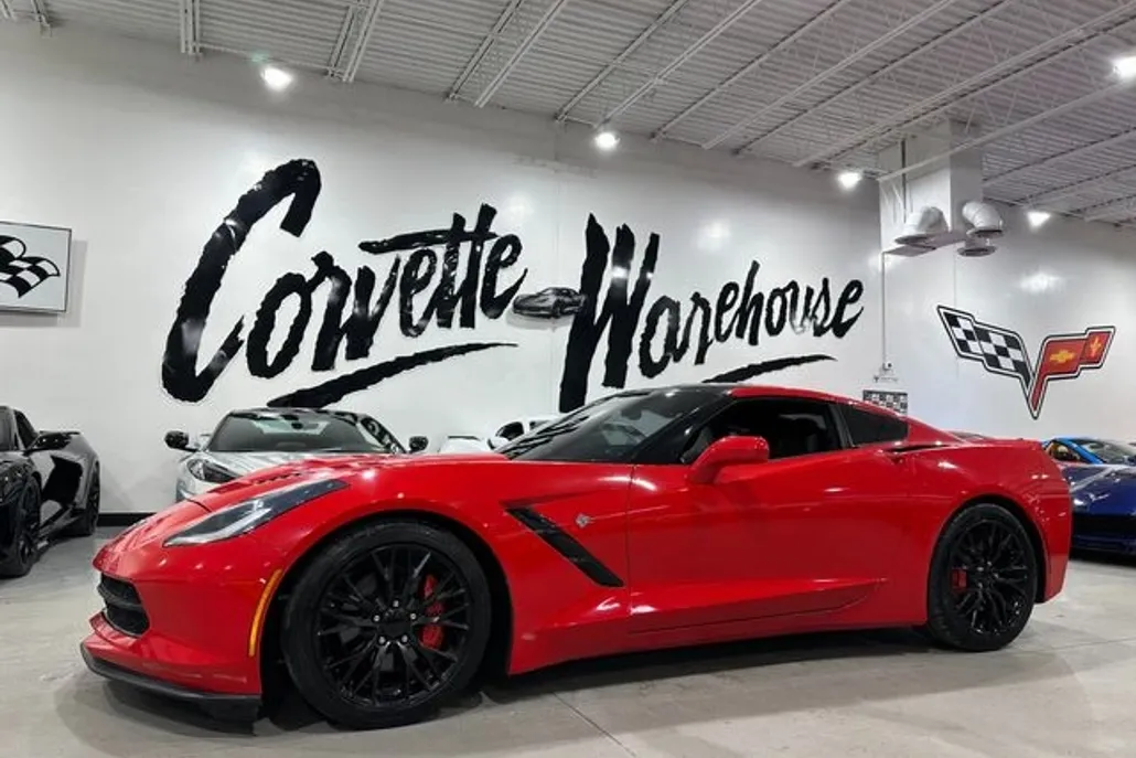2014 Chevrolet Corvette 2LT photo 1