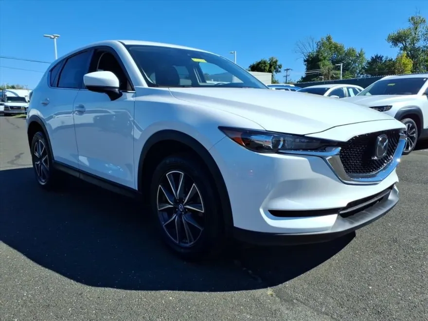2018 Mazda CX-5 Touring photo 1