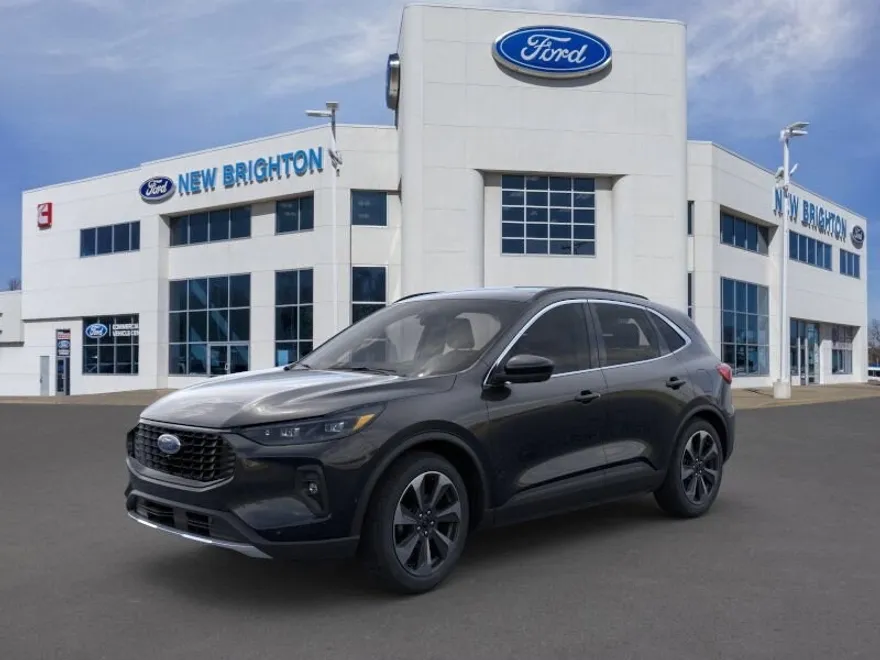 2024 Ford Escape Platinum photo 1