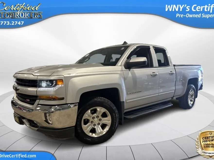 2017 Chevrolet Silverado 1500 LT Z71 photo 1