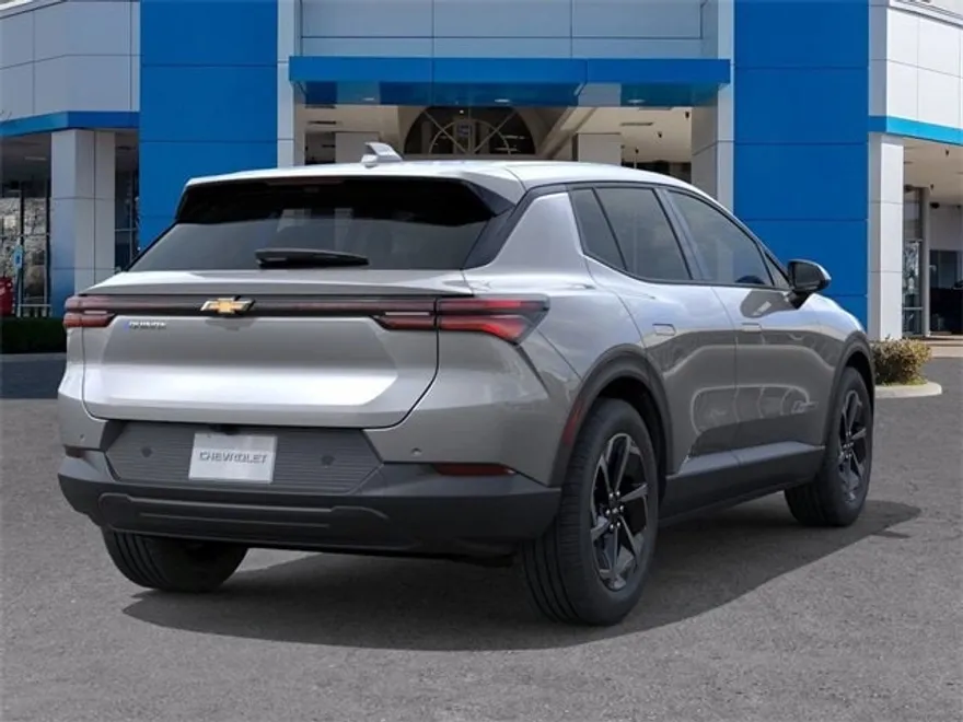 2026 Chevrolet Equinox EV 1LT photo 1