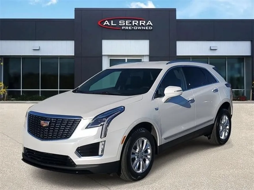 2023 Cadillac XT5 Luxury photo 1