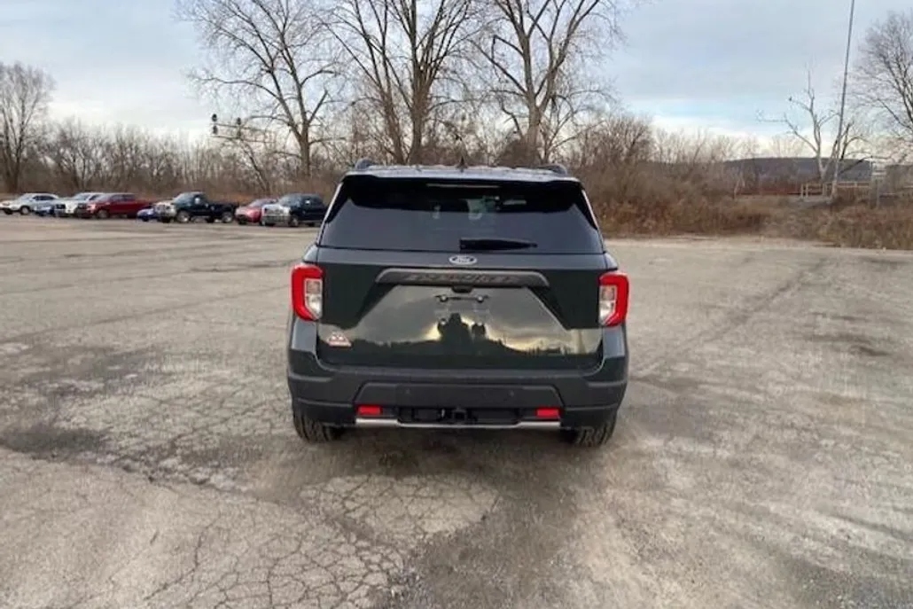 2022 Ford Explorer Timberline photo 1