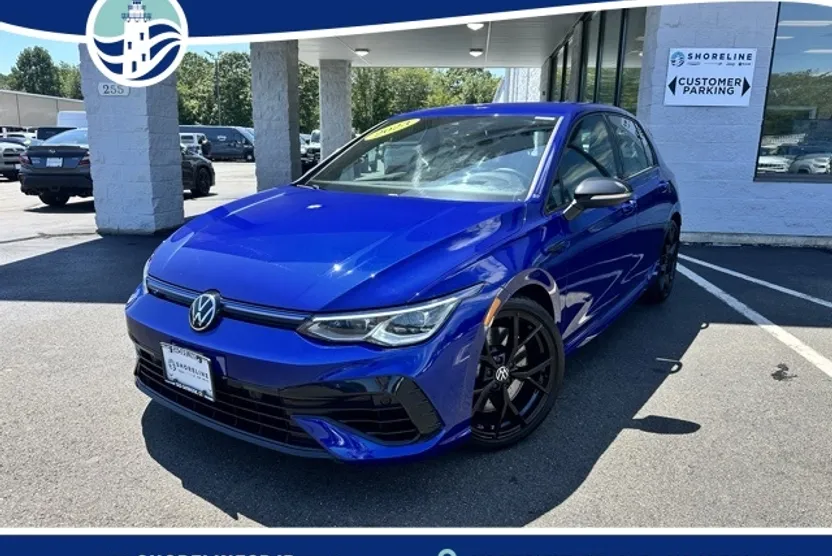 2023 Volkswagen Golf R photo 1