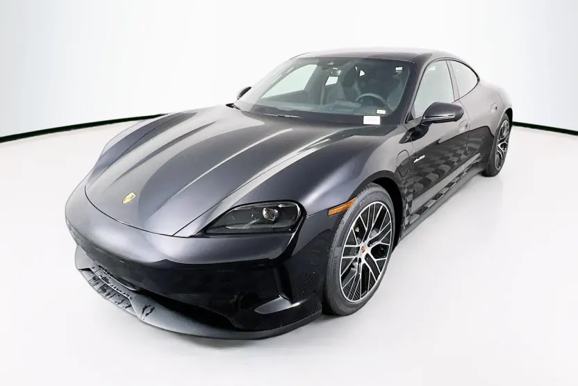 2025 Porsche Taycan 4 photo 1