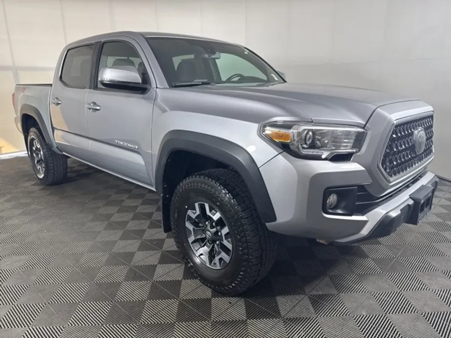 2019 Toyota Tacoma TRD Off-Road 4x4 Double Cab photo 1