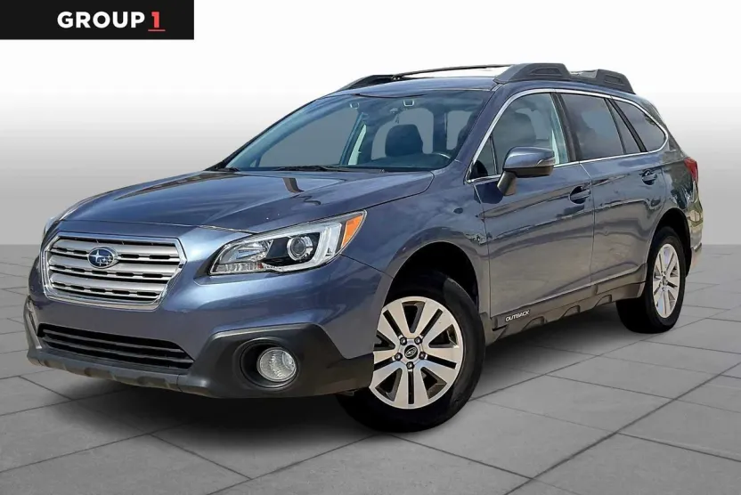 2017 Subaru Outback Premium photo 1