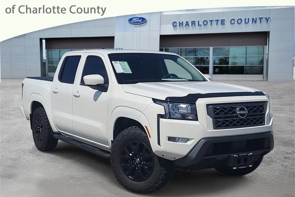 2023 Nissan Frontier SV photo 1