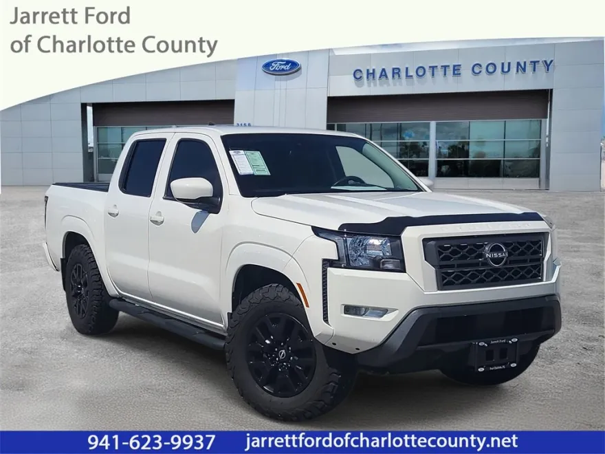 2023 Nissan Frontier SV photo 1