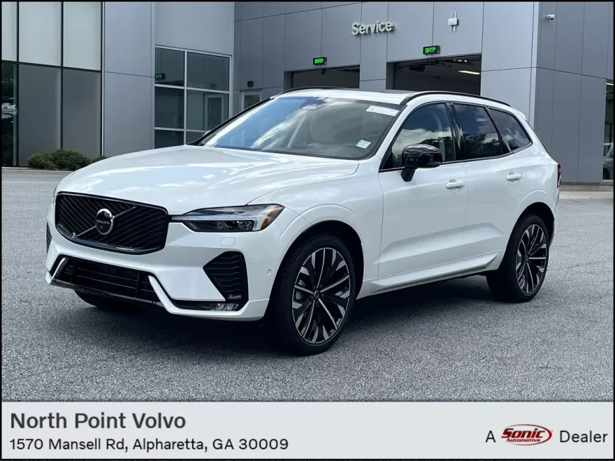 2026 Volvo XC60 B5 photo 1