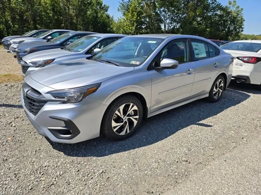 2025 Subaru Legacy Premium photo 1