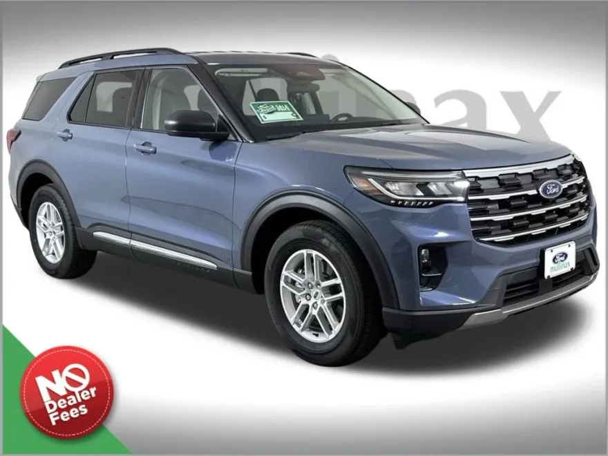 2025 Ford Explorer photo 1