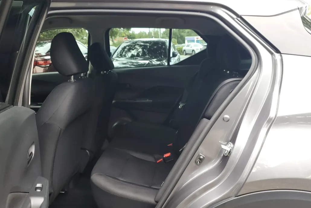 2024 Nissan Kicks S photo 1