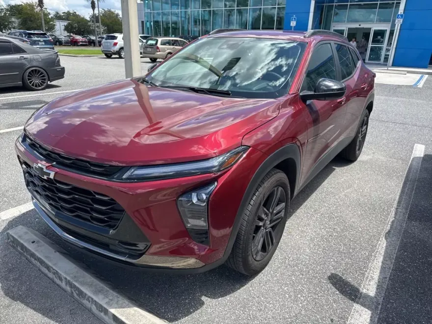 2024 Chevrolet Trax ACTIV photo 1