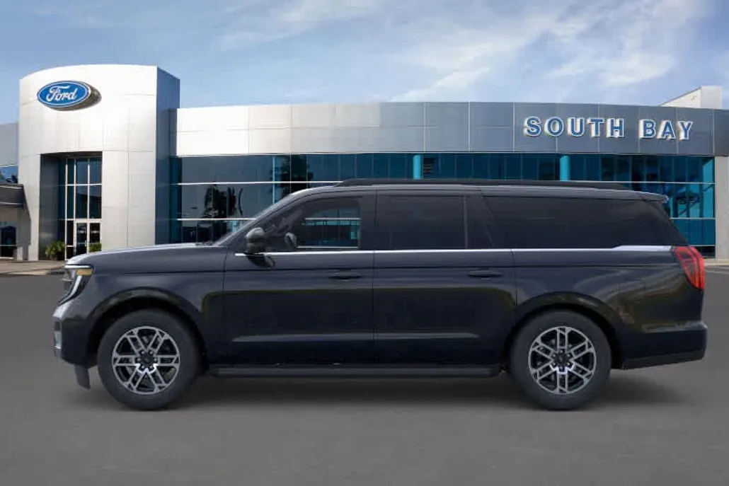 2025 Ford Expedition MAX photo 1