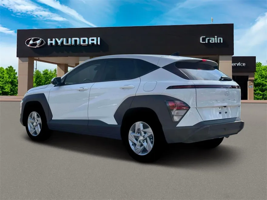2026 Hyundai Kona SE photo 1