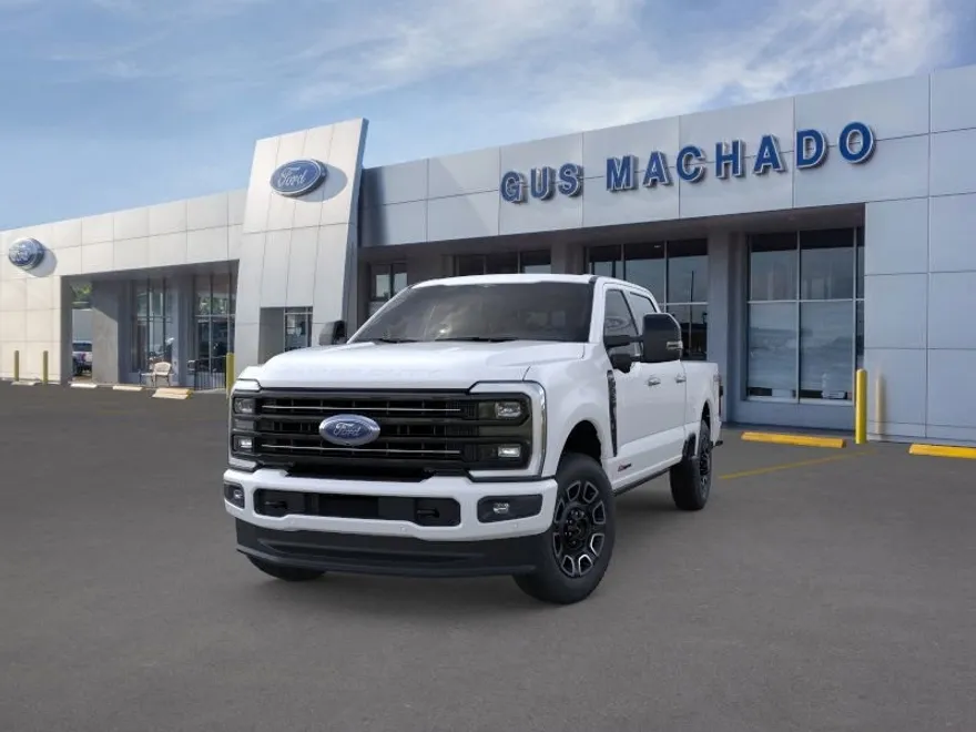 2025 Ford F-350 Platinum photo 1