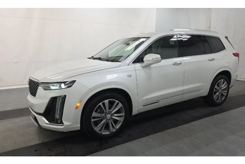 2021 Cadillac XT6 Premium Luxury photo 1