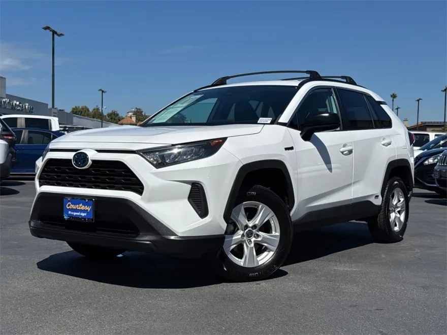 2021 Toyota RAV4 Hybrid LE photo 1