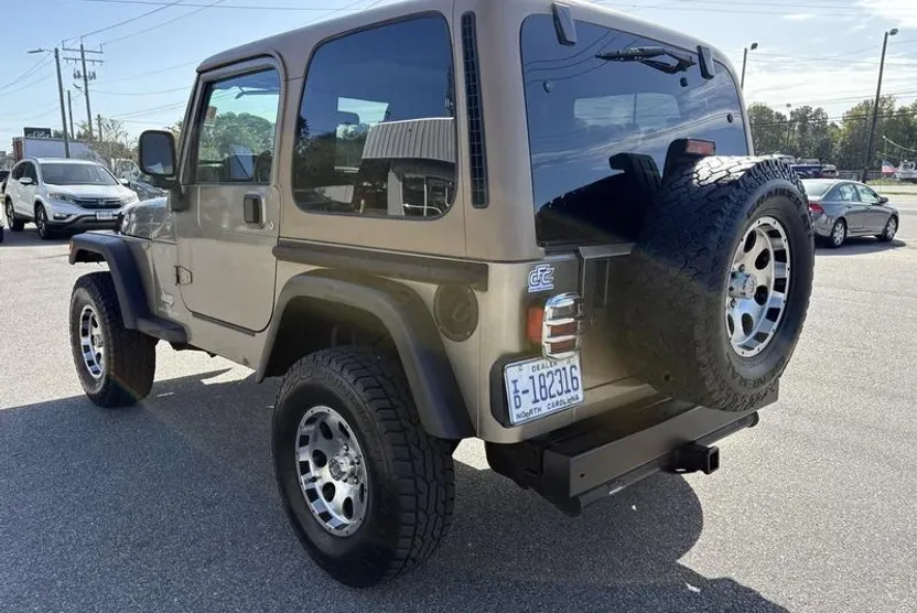 2006 Jeep Wrangler X Unlimited Sahara photo 1