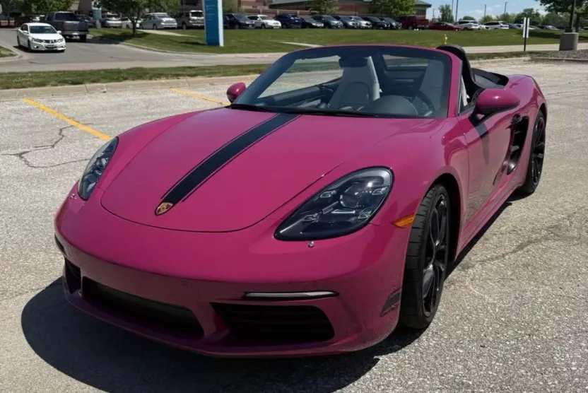 2024 Porsche Boxster photo 1