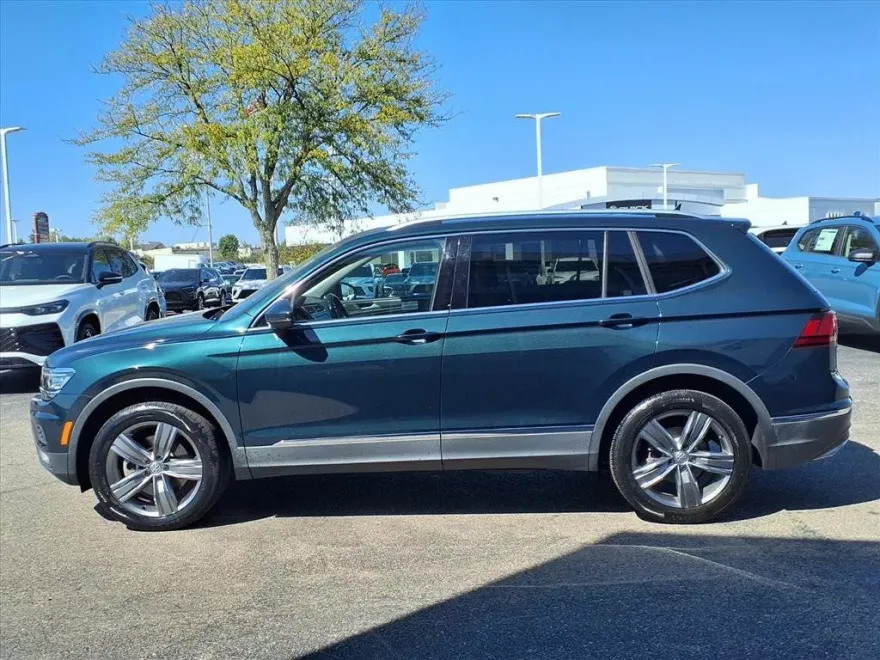 2019 Volkswagen Tiguan SEL Premium photo 1