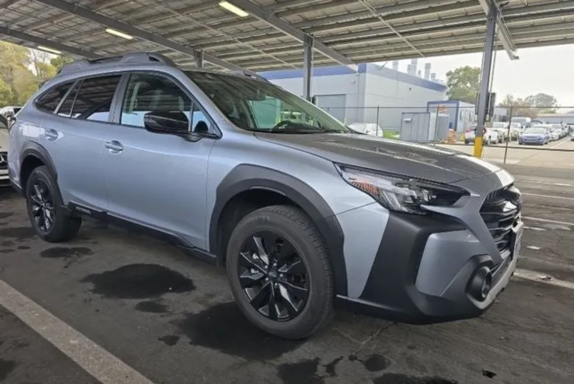 2024 Subaru Outback Onyx Edition photo 1