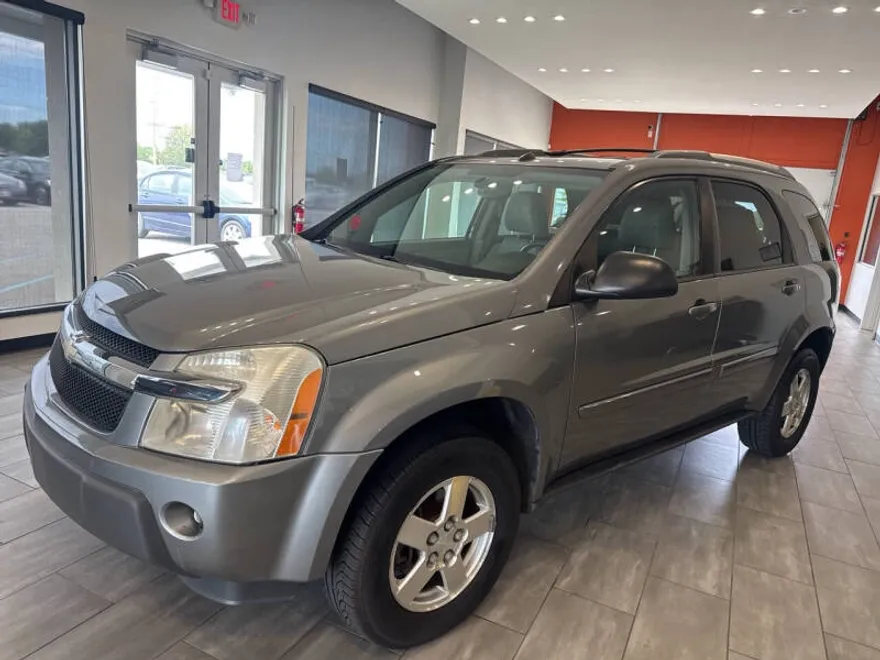 2005 Chevrolet Equinox LT photo 1