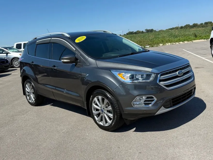 2018 Ford Escape Titanium photo 1