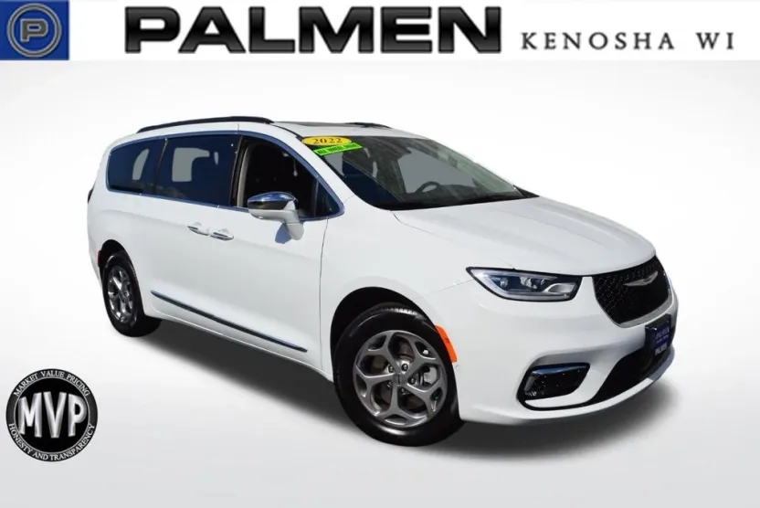 2022 Chrysler Pacifica Limited photo 1