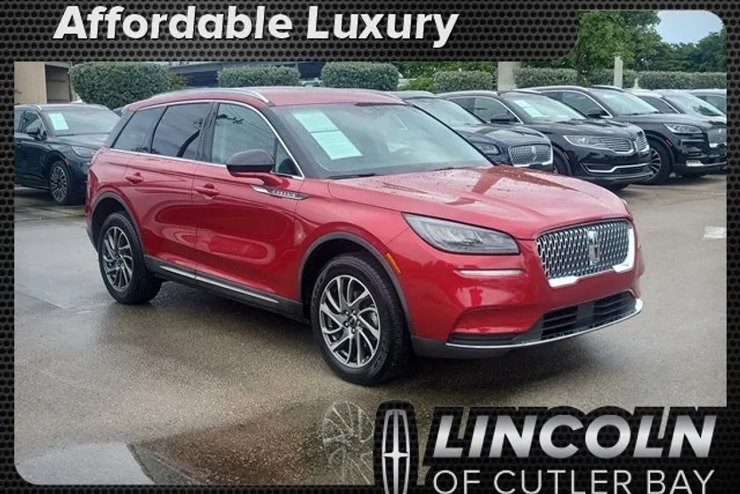 2021 Lincoln Corsair Standard photo 1
