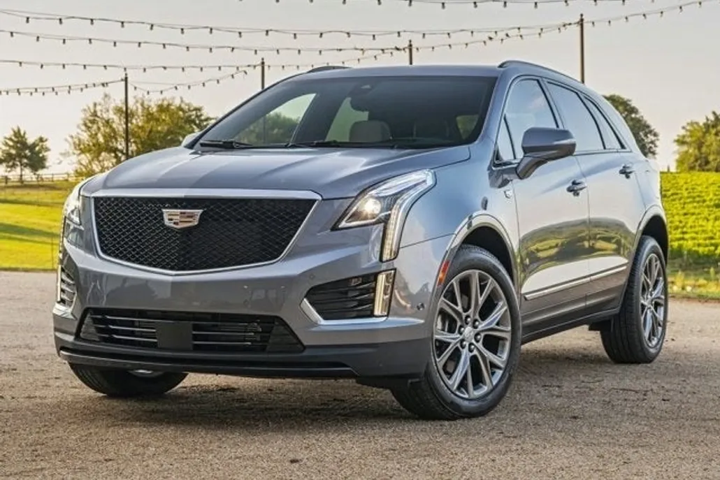 2020 Cadillac XT5 Sport photo 1