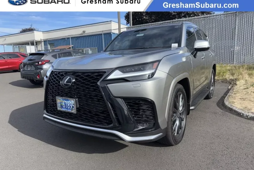 2023 Lexus LX 600 F SPORT photo 1