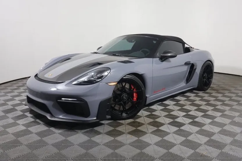 2024 Porsche Boxster Spyder photo 1