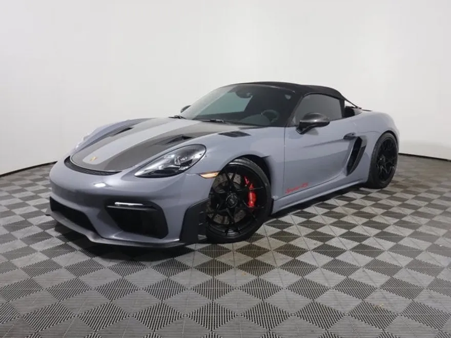 2024 Porsche Boxster Spyder photo 1
