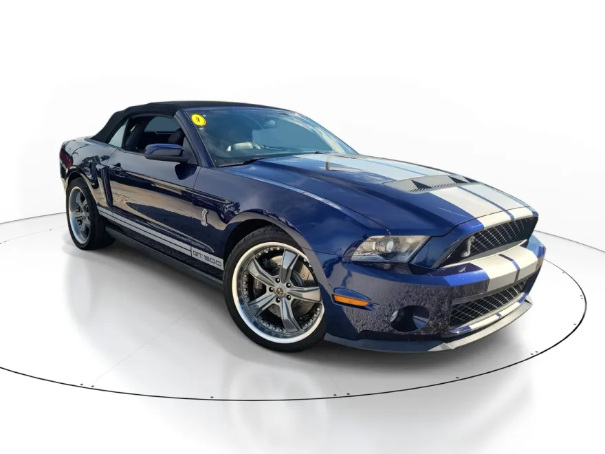 2010 Ford Mustang GT500 Convertible photo 1