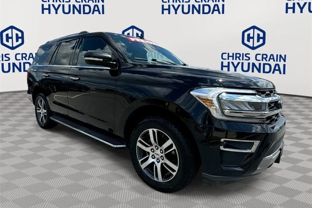 2023 Ford Expedition Limited photo 1
