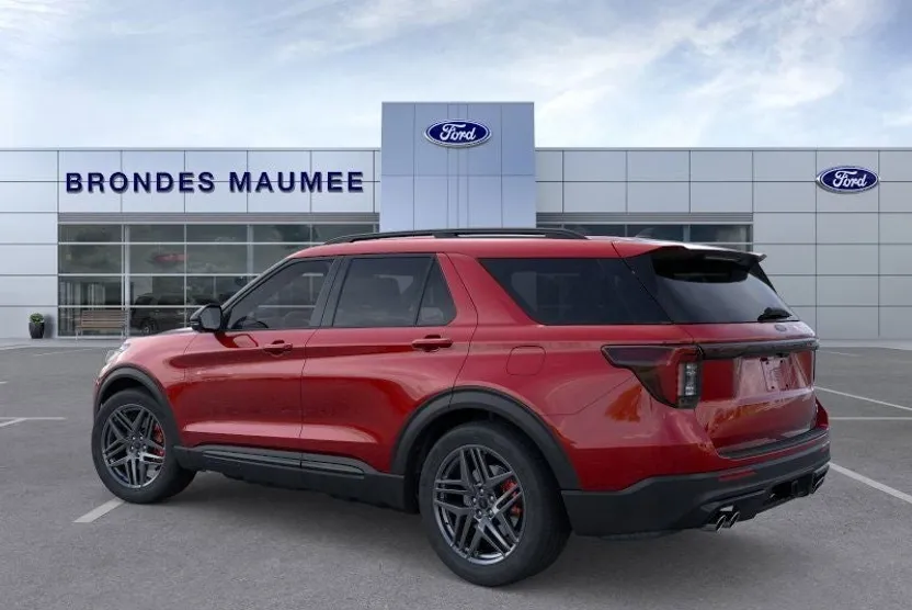 2025 Ford Explorer ST photo 1